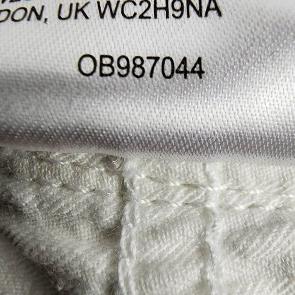 Pilcro & The Letterpress Jeans Womens 30x29 White Distressed Slim Boyfriend NWT - Picture 13 of 14